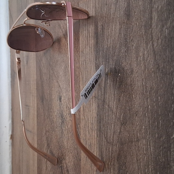 Juicy Couture Sunglasses - Picture 3 of 4